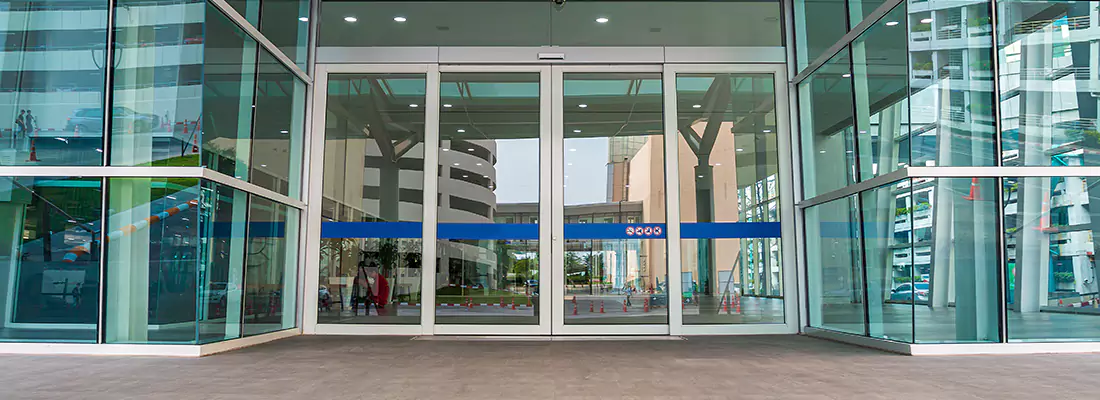 Automatic Glass Door Lock in Aurora, ON