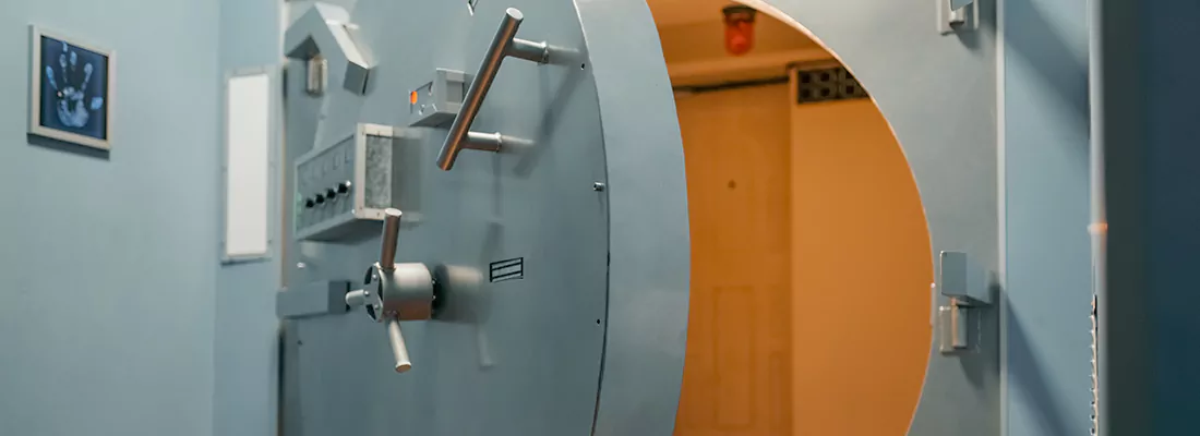 Vault and Safe locksmith services in State & Main, ON